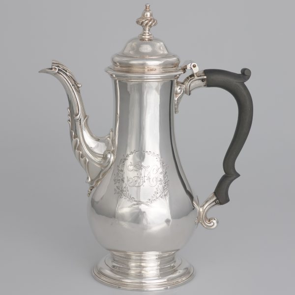 Caffettiera in argento sterling Giorgio III, Londra, 1765?