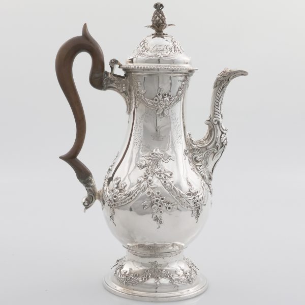 A George III sterling silver coffee pot, Charles Wright, London, 1771