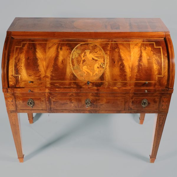 A North Italian bureau à cylindre in walnut burl, inlays in precious woods, Piedmont, 18th century