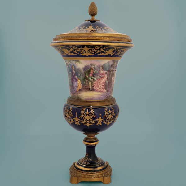 A French urn-shaped vase. Signed Gilly. Late 19th century